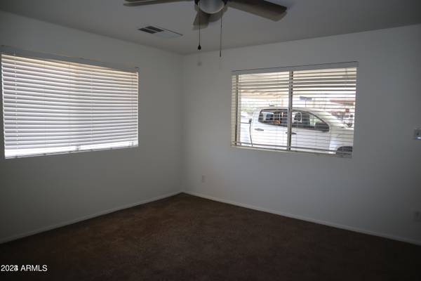 Phoenix, AZ 85051,3929 W LAWRENCE Lane