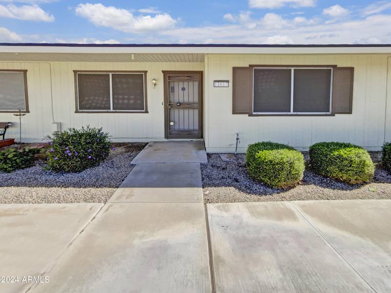 13617 N NEWCASTLE Drive, Sun City, AZ 85351