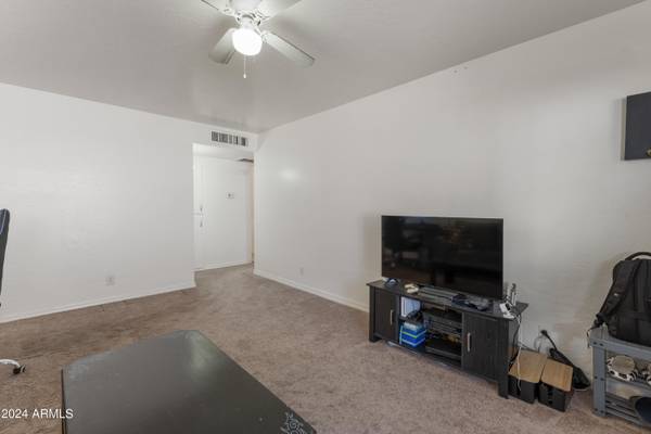 Phoenix, AZ 85051,7101 N 36TH Avenue #102