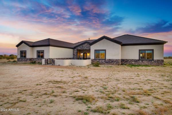 Casa Grande, AZ 85194,8302 N KILLDEER Place