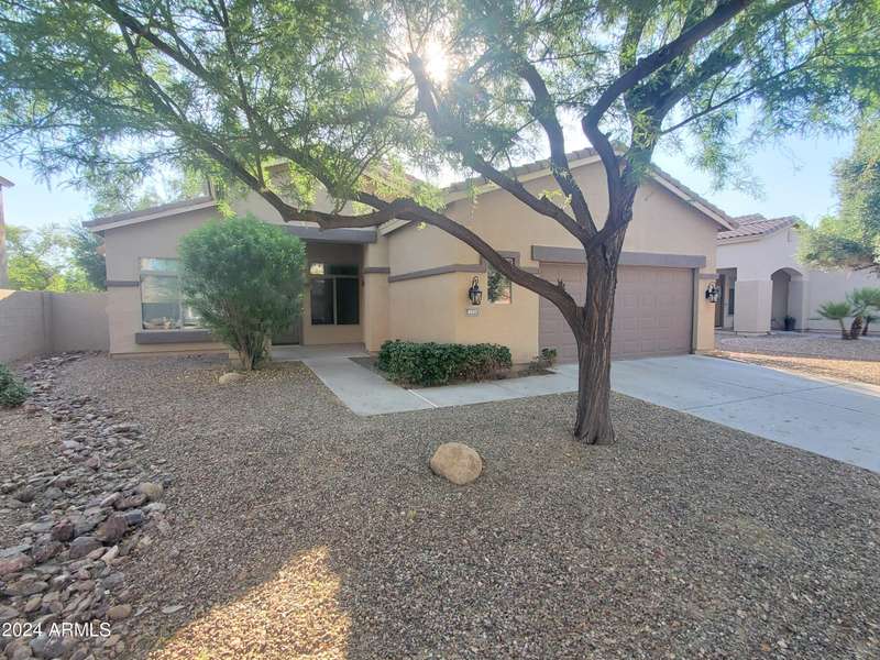 4643 S CALICO Road, Gilbert, AZ 85297