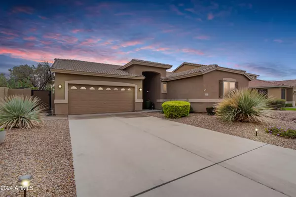 81 W BIRCHWOOD Place, Chandler, AZ 85248