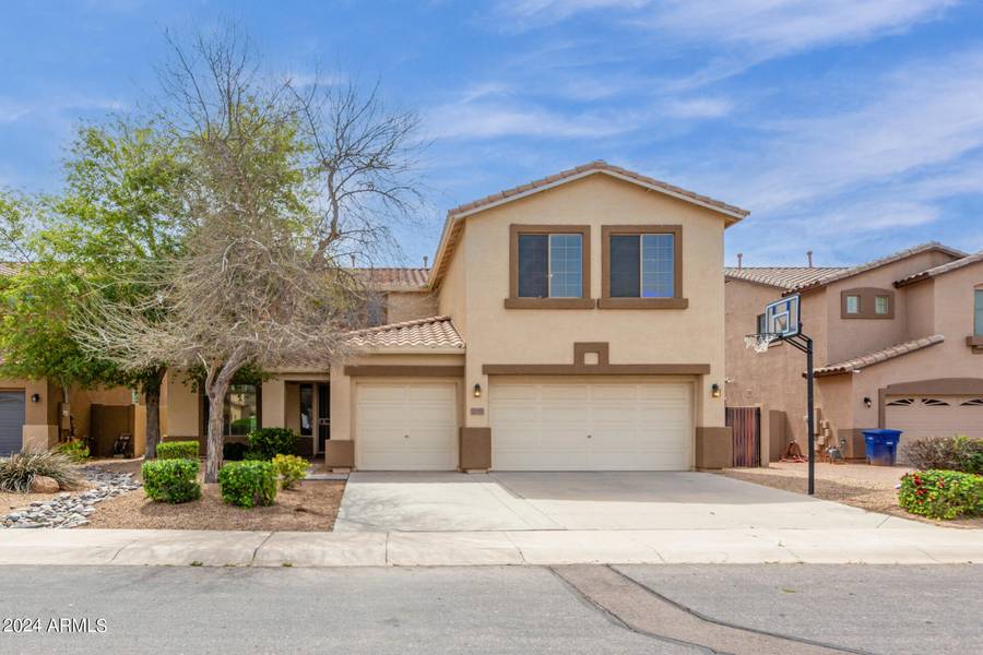 2153 E CARLA VISTA Place, Chandler, AZ 85225