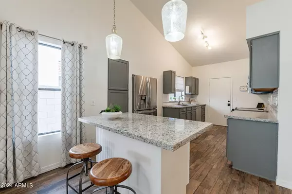 Chandler, AZ 85224,1761 W IVANHOE Street