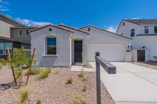 35789 N ZINC Drive, San Tan Valley, AZ 85144