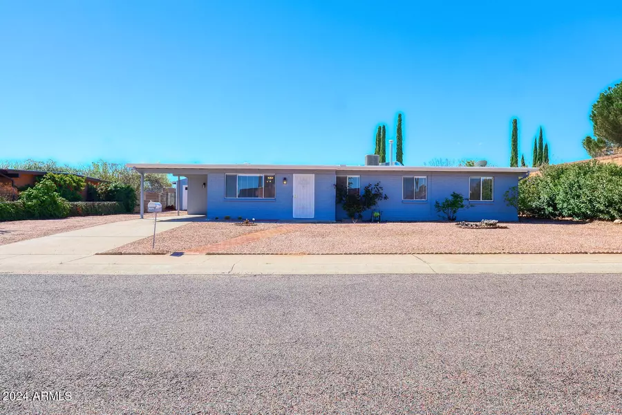 2114 SANTA ROSA Drive, Sierra Vista, AZ 85635