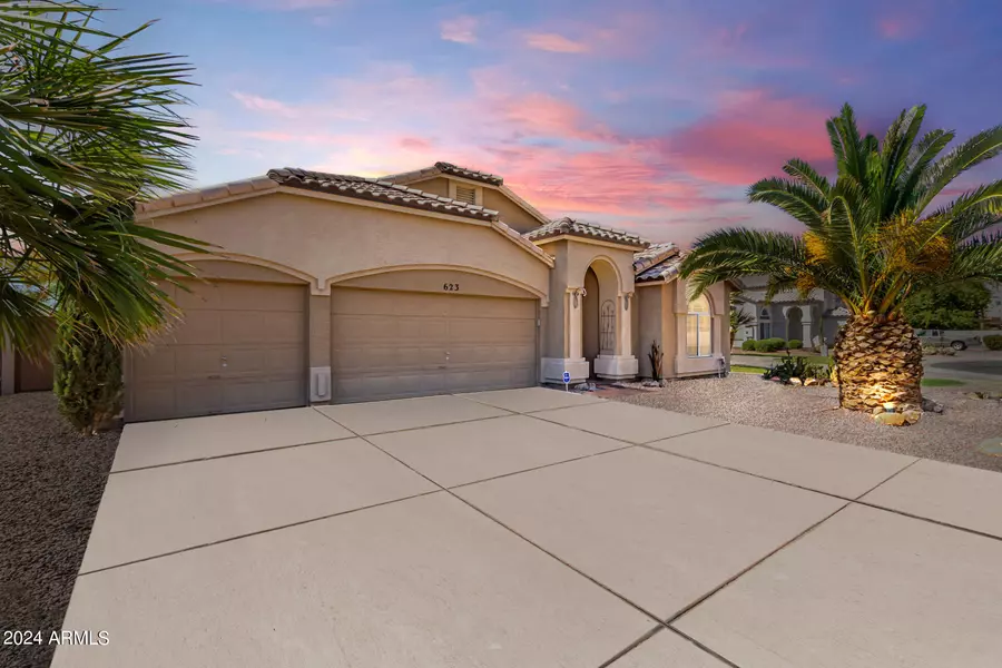 623 W AMOROSO Drive, Gilbert, AZ 85233