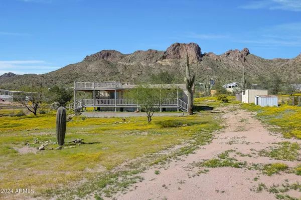 Apache Junction, AZ 85120,1180 W SADDLE BUTTE Street