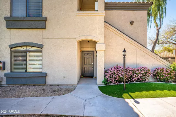 Scottsdale, AZ 85260,15095 N THOMPSON PEAK Parkway #1061