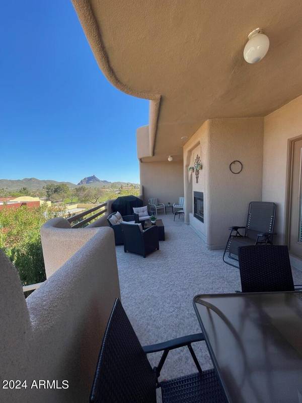 11011 N ZEPHYR Drive #210, Fountain Hills, AZ 85268