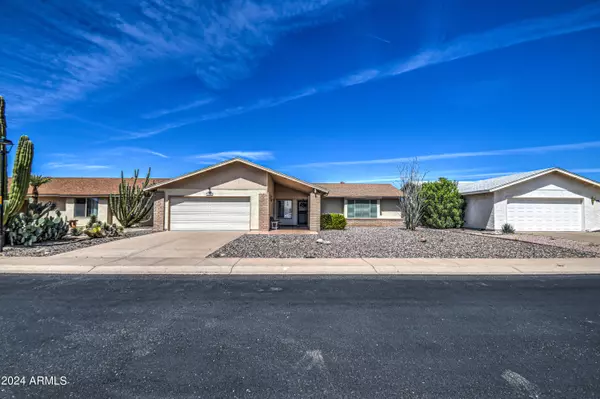 1014 LEISURE WORLD --, Mesa, AZ 85206