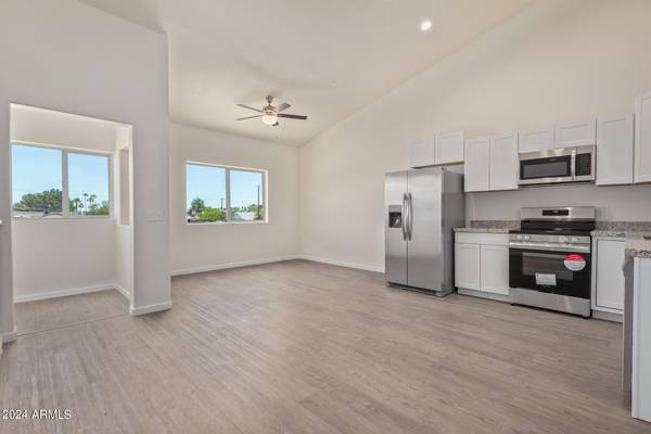 Glendale, AZ 85301,4911 W Myrtle Avenue #Apt 111