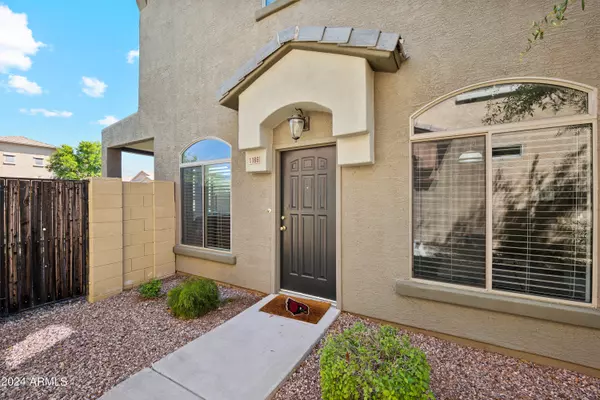 Phoenix, AZ 85022,2150 E BELL Road #1166