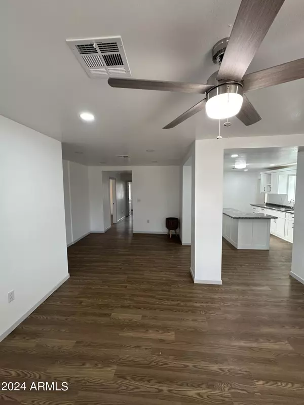 Douglas, AZ 85607,829 E 6TH Street E