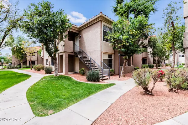 Phoenix, AZ 85048,3830 E LAKEWOOD Parkway #2081