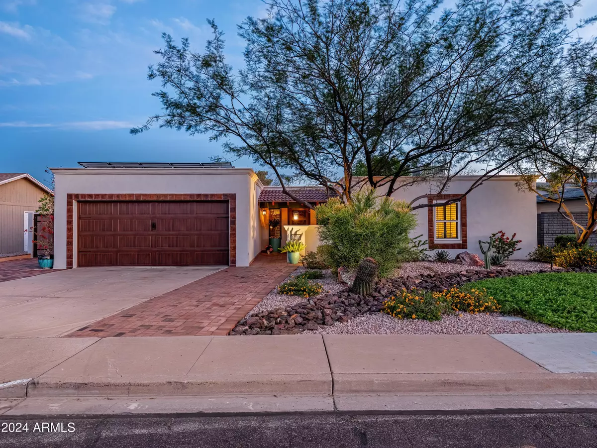 Mesa, AZ 85202,1303 W PECOS Avenue