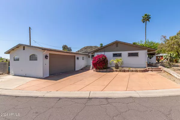 901 W SAHUARO Drive, Phoenix, AZ 85029