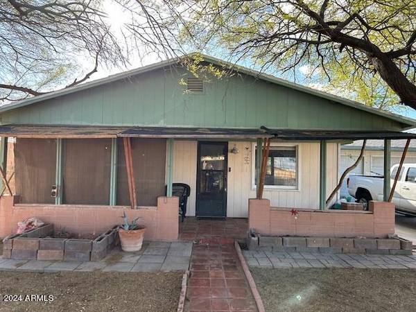 714 S 3RD Street, Avondale, AZ 85323