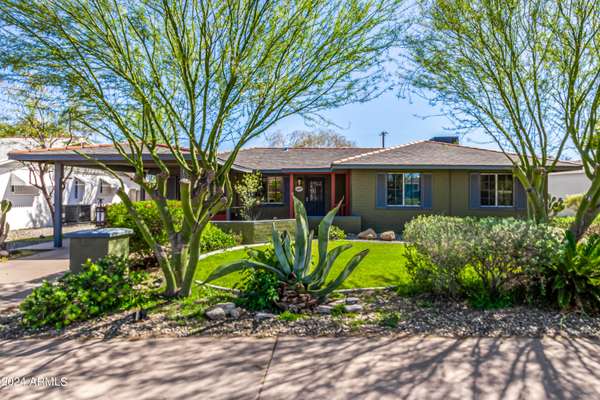 1925 W INDIANOLA Avenue,  Phoenix,  AZ 85015