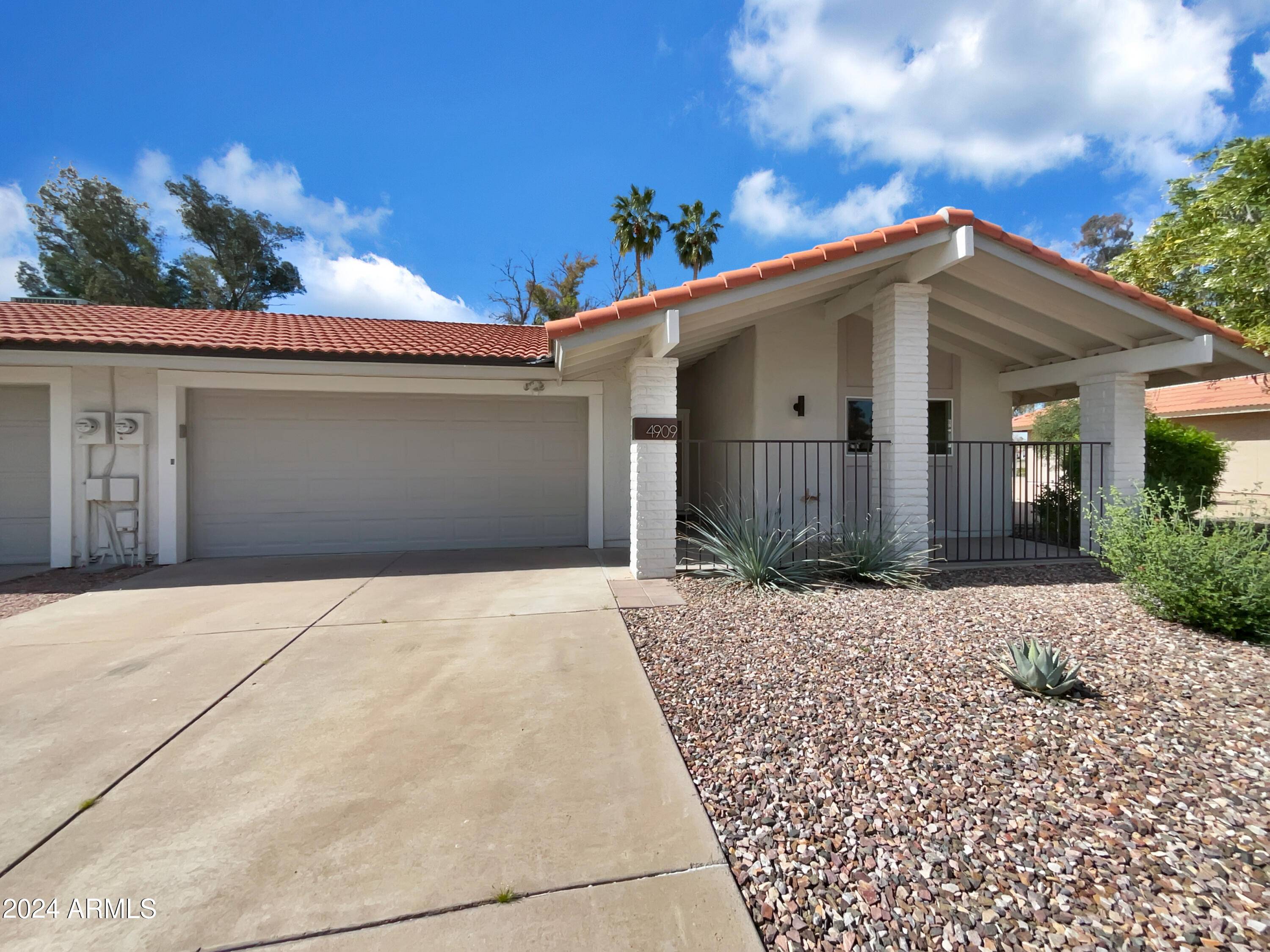 Phoenix, AZ 85044,4909 E CHEYENNE Drive