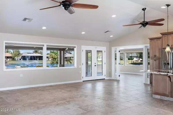 Mesa, AZ 85206,650 LEISURE WORLD --