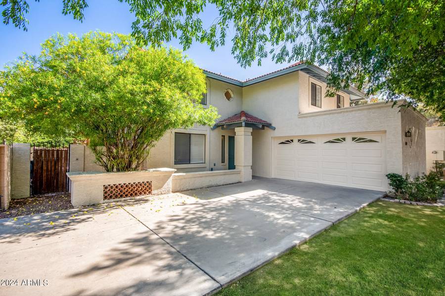 200 E PINON Way, Gilbert, AZ 85234