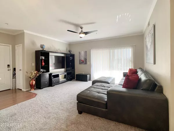 Phoenix, AZ 85008,5401 E VAN BUREN Street #2021