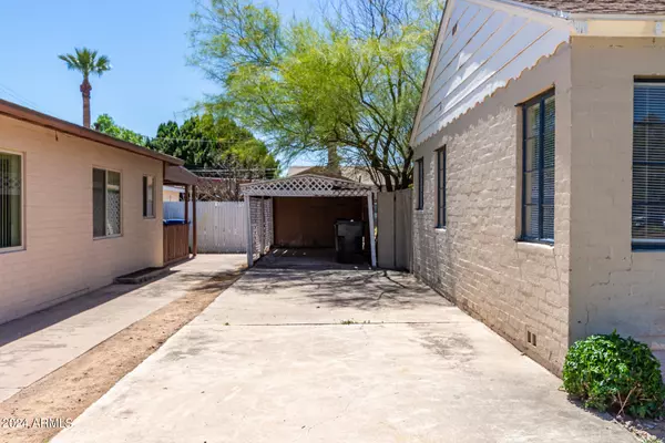 Mesa, AZ 85210,61 E 2ND Avenue