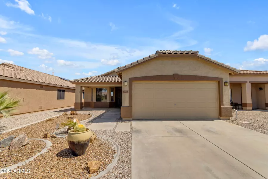 30295 N CORAL BEAN Drive, San Tan Valley, AZ 85143