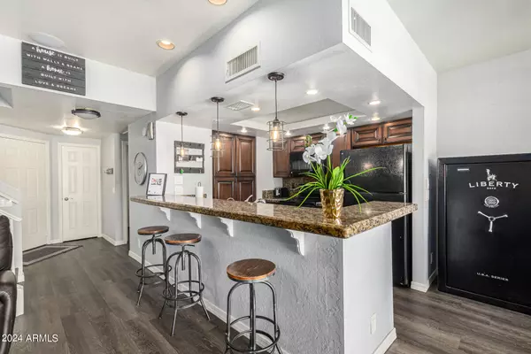 Scottsdale, AZ 85258,9705 E MOUNTAIN VIEW Road #1166