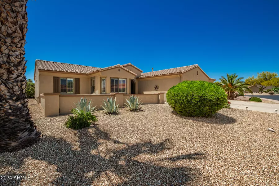 15923 W SUMMERWALK Drive, Surprise, AZ 85374