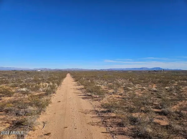 Huachuca City, AZ 85616,20 N Zosimo Road #8