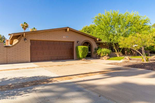 Scottsdale, AZ 85254,5230 E WINCHCOMB Drive