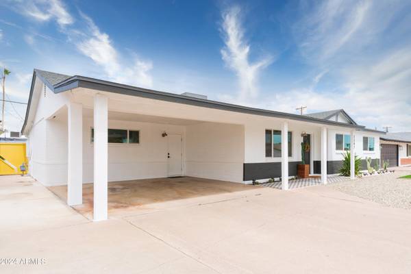 Scottsdale, AZ 85257,7242 E LATHAM Street