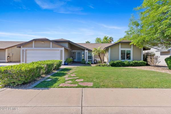 Chandler, AZ 85224,1909 W CALLE DEL NORTE --