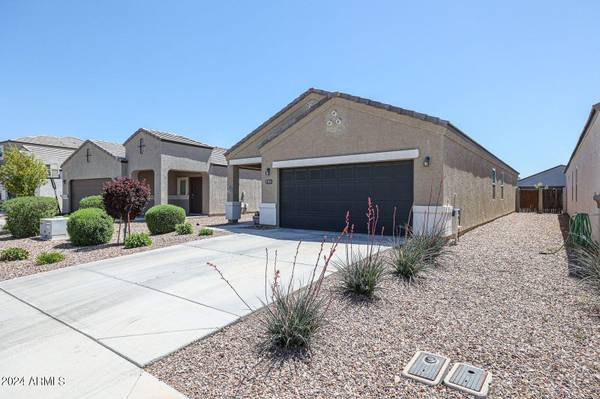 San Tan Valley, AZ 85143,5151 E IRIDIUM Way