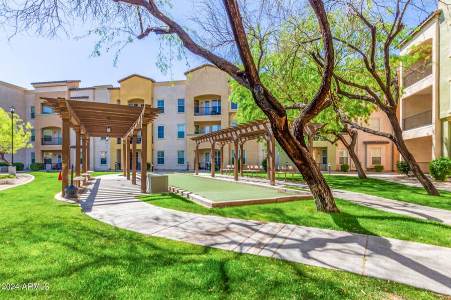 14575 W MOUNTAIN VIEW Boulevard #10104, Surprise, AZ 85374