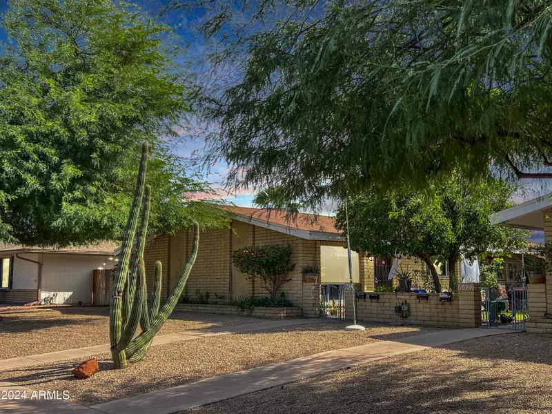 6429 E UNIVERSITY Drive #3, Mesa, AZ 85205