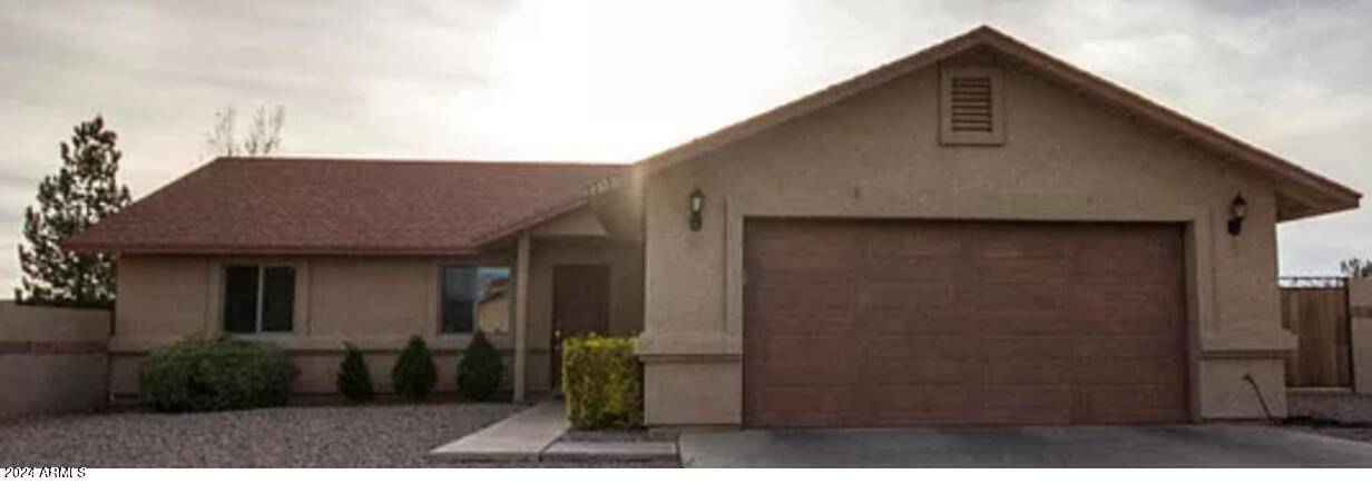 1850 E CIMMARON Drive E, Douglas, AZ 85607