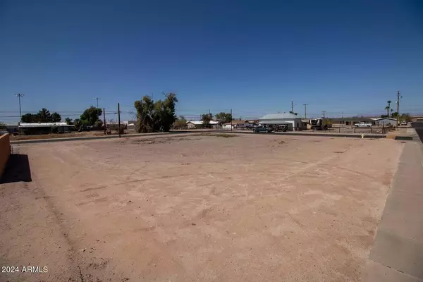 360 N PARK Street #-, Florence, AZ 85132