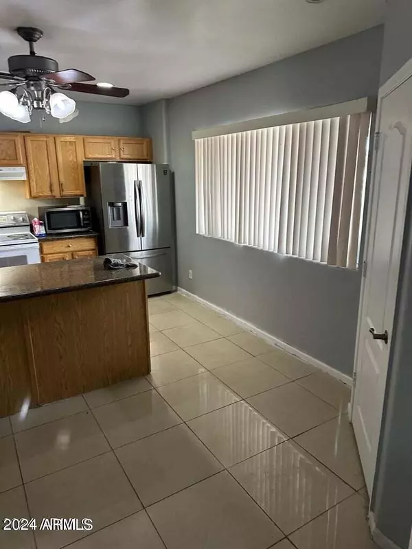 Glendale, AZ 85304,4447 W MERCER Lane