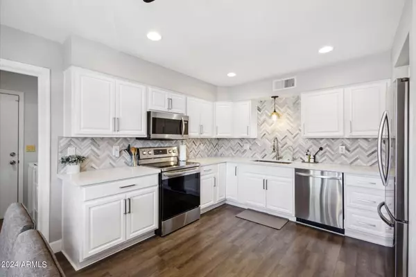 Scottsdale, AZ 85257,8725 E DIAMOND Street