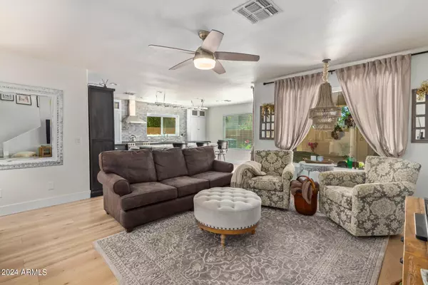 Phoenix, AZ 85045,1745 W WILDWOOD Drive