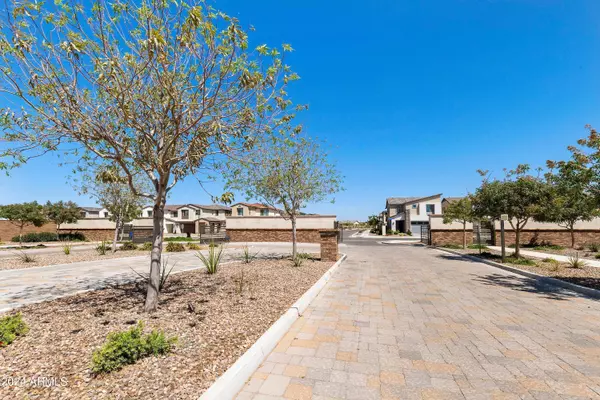 Gilbert, AZ 85298,1553 E BLUE SPRUCE Lane