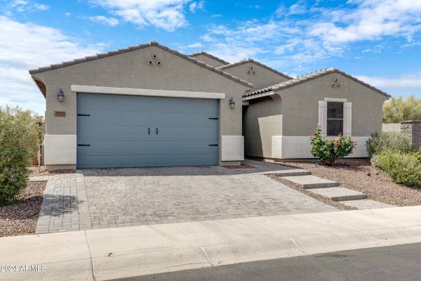 San Tan Valley, AZ 85140,3931 E Caitlin Drive