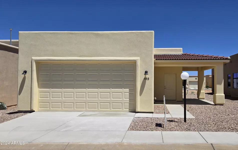 693 S Clubhouse Lane, Sierra Vista, AZ 85635