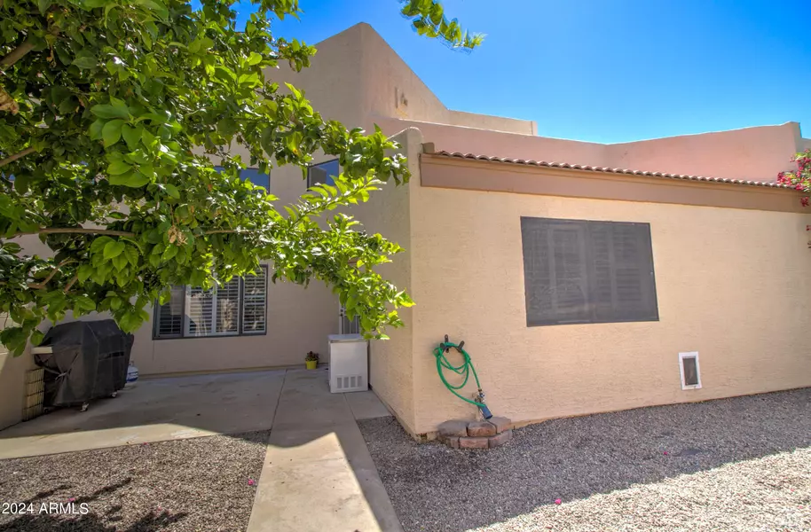 4744 W ALICE Avenue, Glendale, AZ 85302