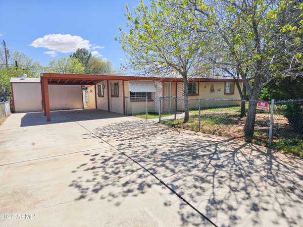 Huachuca City, AZ 85616,204 1ST Street