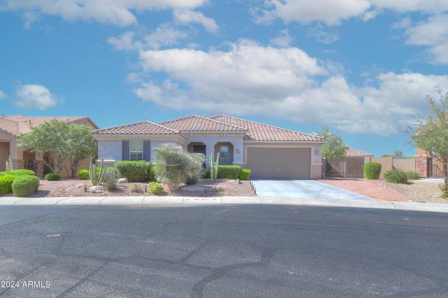 40570 W HOPPER Drive, Maricopa, AZ 85138