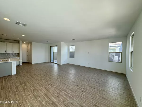 Phoenix, AZ 85085,2247 W PASO Trail